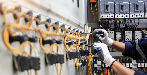 Professional Electrician technician working in Walnut Grove, CA
